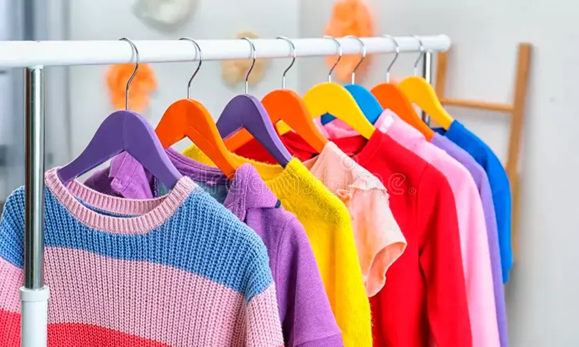 കുട്ടികളുടെ നിറമുള്ള വസ്ത്രങ്ങളിൽ മാരക വിഷാംശം; ജാഗ്രത വേണമെന്ന് പഠനറിപ്പോർട്ട് കുട്ടികളുടെ നിറമുള്ള വസ്ത്രങ്ങളിൽ മാരക വിഷാംശം; ജാഗ്രത വേണമെന്ന് പഠനറിപ്പോർട്ട്