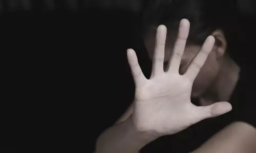 കൊറിയൻ യാത്രക്കാരിയോട് ലൈംഗികാതിക്രമം: വിമാനത്താവള ജീവനക്കാരന്റെ ഹരജി ഹൈകോടതി തള്ളി