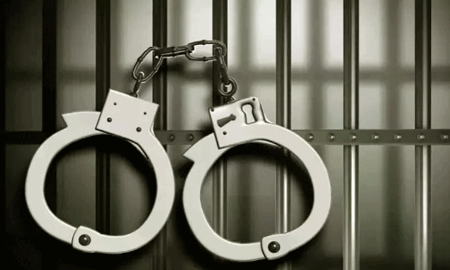 പൊതുമര്യാദ ലംഘനം; മസ്കത്തിൽ വനിതകൾ പിടിയിൽ