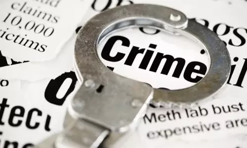 കലാശക്കൊട്ട് കഴിഞ്ഞ് പോയവരുടെ കാറിടിച്ച് വിദ്യാർഥിനികൾക്ക് പരിക്ക് കലാശക്കൊട്ട് കഴിഞ്ഞ് പോയവരുടെ കാറിടിച്ച് വിദ്യാർഥിനികൾക്ക് പരിക്ക്