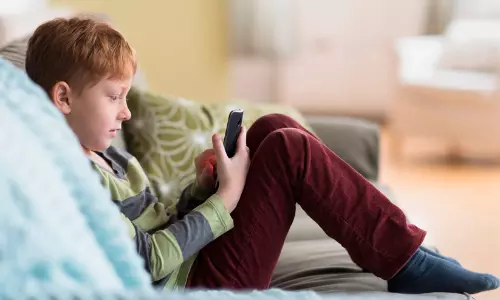 ആസ്ട്രേലിയക്ക് പിന്നാലെ ഗ്രീസും: ‘സ്ക്രോളിങ്’ മയക്കുമരുന്നിന് തുല്യം, 15 വയസ്സിൽ താഴെയുള്ളവർക്ക് സോഷ്യൽ മീഡിയക്ക് കടുത്ത നിയന്ത്രണം