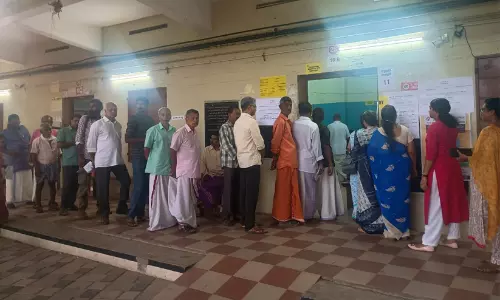 48.46 ശതമാനം പോളിങ്ങ് രേഖപ്പെടുത്തി