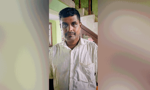 ക​ഞ്ചാ​വു​മാ​യി പൂ​ക്കൊ​ള​ത്തൂ​ർ  സ്വ​ദേ​ശി പി​ടി​യി​ൽ