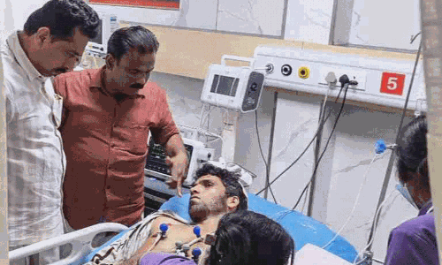 വാട്സാപ്പ് ഗ്രൂപ്പിൽ രാഷ്ട്രീയ ചാറ്റിങ്; യുവാവിനെ ഒരു സംഘം ആളുകൾ ആക്രമിച്ചു