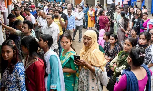 അസം ചരിത്രത്തിലെ ഏറ്റവും കനത്ത പോളിങ്, പുതുച്ചേരിയിലും റെക്കോഡ്; കേരളത്തിൽ 78.24% പേർ വിധിയെഴുതി