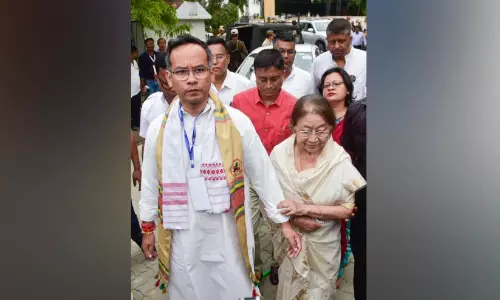 എസ്.ഐ.ആർ അടക്കം കത്തി നിന്ന അസമിൽ പ്രതീക്ഷയോടെ കോൺഗ്രസും ബി.ജെ.പിയും എസ്.ഐ.ആർ അടക്കം കത്തി നിന്ന അസമിൽ പ്രതീക്ഷയോടെ കോൺഗ്രസും ബി.ജെ.പിയും