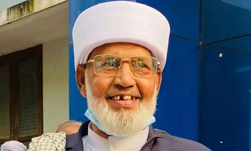 ടി.എസ്. ഇബ്രാഹിം കുട്ടി മുസ്ലിയാർ അന്തരിച്ചു ടി.എസ്. ഇബ്രാഹിം കുട്ടി മുസ്ലിയാർ അന്തരിച്ചു