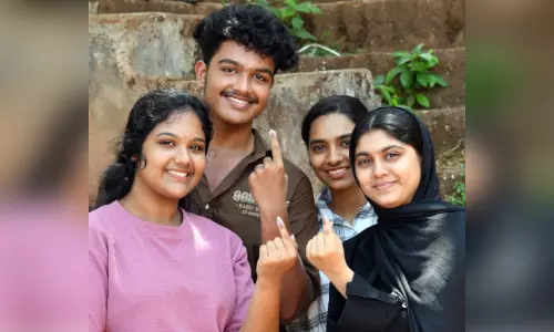 പൊളി വൈബിൽ ജെൻസി പോളിങ്