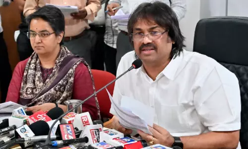 ക​ർ​ണാ​ട​ക പി.​യു.​സി പ​രീ​ക്ഷാ​ഫ​ലം പ്ര​ഖ്യാ​പി​ച്ചു: റെ​ക്കോ​ഡ് വി​ജ​യം