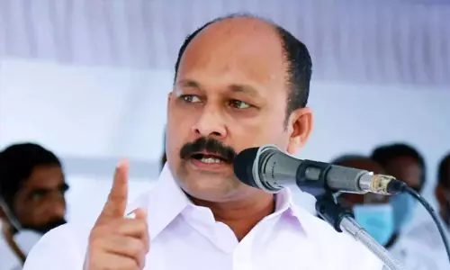 മുഹമ്മദ് ഷിയാസിന്റെ പ്രചാരണത്തിന് ആളുകൾ കുറഞ്ഞു; ഏകോപനം പാളിയെന്ന് കോൺഗ്രസ് വിലയിരുത്തൽ മുഹമ്മദ് ഷിയാസിന്റെ പ്രചാരണത്തിന് ആളുകൾ കുറഞ്ഞു; ഏകോപനം പാളിയെന്ന് കോൺഗ്രസ് വിലയിരുത്തൽ
