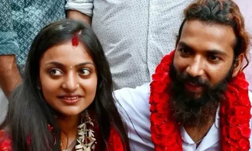 മൊണാലിസ ജനിച്ചത് 2009ൽ, വിവാഹം നടക്കുമ്പോൾ 16 വയസ്സും 2 മാസവും 12 ദിവസവും മാത്രം പ്രായം; ഭർത്താവ് ഫർമാൻ ഖാനെതിരെ പോക്സോ കേസെടുത്ത് മധ്യപ്രദേശ് പൊലീസ്