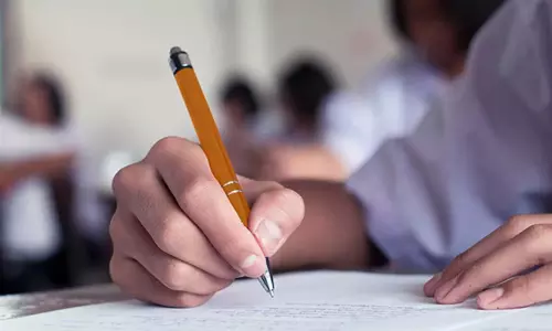 ഗൾഫ് മേഖലയിലെ എസ്.എസ്.എൽ.സി, പ്ലസ് ടു പരീക്ഷകൾ റദ്ദാക്കി ഗൾഫ് മേഖലയിലെ എസ്.എസ്.എൽ.സി, പ്ലസ് ടു പരീക്ഷകൾ റദ്ദാക്കി