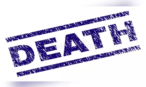 ഹൊ​സ​ന​ഗറിൽ ​ മ​ണ്ണി​ടി​ഞ്ഞു​വീ​ണ് മൂ​ന്ന് തൊ​ഴി​ലാ​ളി​ക​ൾ മ​രി​ച്ചു