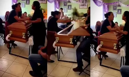 പ്രിയപ്പെട്ടവനേ എനിക്ക് നിന്നെ മിസ് ചെയ്യും... പിന്നാലെ നീ ആരെന്ന ചോദ്യം; ശവപെട്ടിക്ക് മുന്നിൽ ഇടികൂടി കാമുകിമാർ