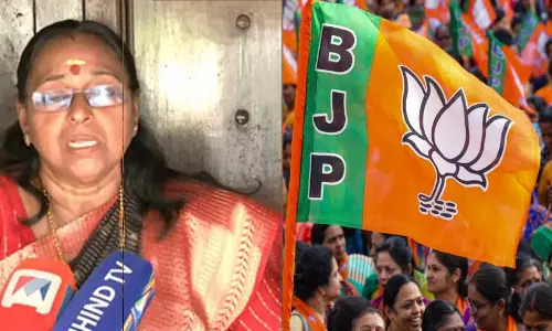 ഫോൺ സംഭാഷണം പുറത്തുവിട്ട ബിന്ദു വിനയകുമാറിനെതിരെ നടപടിയെടുത്ത് ബി.ജെ.പി ഫോൺ സംഭാഷണം പുറത്തുവിട്ട ബിന്ദു വിനയകുമാറിനെതിരെ നടപടിയെടുത്ത് ബി.ജെ.പി