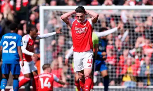 തട്ടകത്തിൽ അടിതെറ്റി ആഴ്സണൽ; ബോൺമൗത്തിനോട് വീണു തട്ടകത്തിൽ അടിതെറ്റി ആഴ്സണൽ; ബോൺമൗത്തിനോട് വീണു