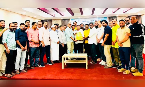 നാല് പതിറ്റാണ്ടിെൻറ പ്രവാസം അവസാനിപ്പിച്ച് ഉസ്മാൻ ഒട്ടുമ്മൽ മടങ്ങുന്നു