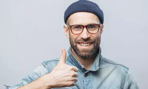 പോസിറ്റീവ് ചിന്താഗതിക്കാരാണോ? മറവിരോഗ സാധ്യത കുറയുമെന്ന് പഠനം പോസിറ്റീവ് ചിന്താഗതിക്കാരാണോ? മറവിരോഗ സാധ്യത കുറയുമെന്ന് പഠനം