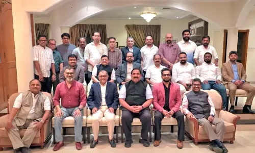 ബഹ്‌റൈൻ ചേംബർ തെരഞ്ഞെടുപ്പ്; ചരിത്ര വിജയം നേടിയ ബോബ് താക്കറെയെ ബി.എം.ബി.എഫ് ആദരിച്ചു