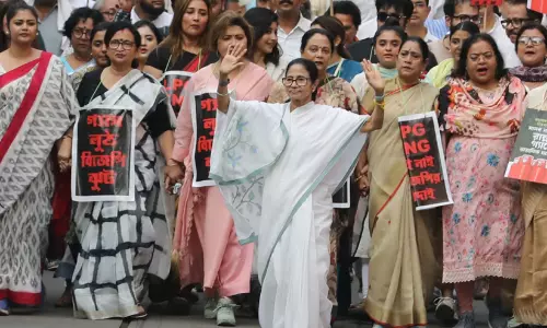 മമതയുടെ വനിത ബ്രിഗേഡ്; നാലാം തവണയും അങ്കത്തിനൊരുങ്ങുമ്പോൾ തൃണമൂലിന്റെ കരുത്ത്