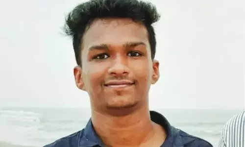 ശരീരത്തിൽ പൊട്ടലോ മുറിവുകളോ ഇല്ല; നിതിന്റെ മരണം കൊലപാതകമാണെന്ന ആരോപണവുമായി കുടുംബം ശരീരത്തിൽ പൊട്ടലോ മുറിവുകളോ ഇല്ല; നിതിന്റെ മരണം കൊലപാതകമാണെന്ന ആരോപണവുമായി കുടുംബം