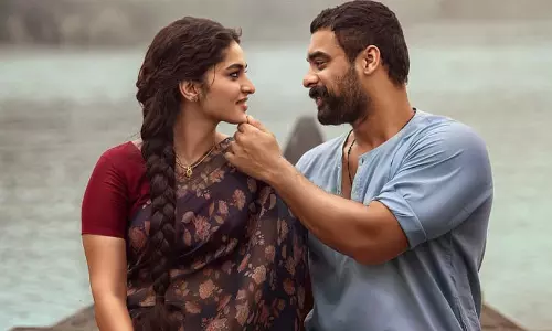 വിഷു കളറാക്കാൻ പള്ളിച്ചട്ടമ്പി എത്തുന്നു...; ചിത്രം ഏപ്രിൽ 15ന് തിയറ്ററുകളിലെത്തും