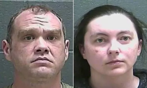 വിശപ്പടക്കാൻ ഡയപ്പറും ഭിത്തിയും ഭക്ഷിച്ചു; മാതാപിതാക്കളുടെ അവഗണനക്കിരയായ രണ്ട് വയസ്സുകാരന് ദാരുണാന്ത്യം