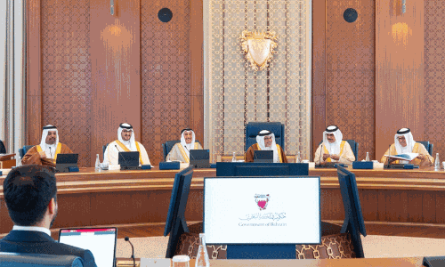 സ്വകാര്യ മേഖലയിലെ സ്വദേശികൾക്ക് ഏപ്രിലിലെ ശമ്പളം സർക്കാർ നൽകും- ബഹ്റൈൻ മന്ത്രിസഭ സ്വകാര്യ മേഖലയിലെ സ്വദേശികൾക്ക് ഏപ്രിലിലെ ശമ്പളം സർക്കാർ നൽകും- ബഹ്റൈൻ മന്ത്രിസഭ