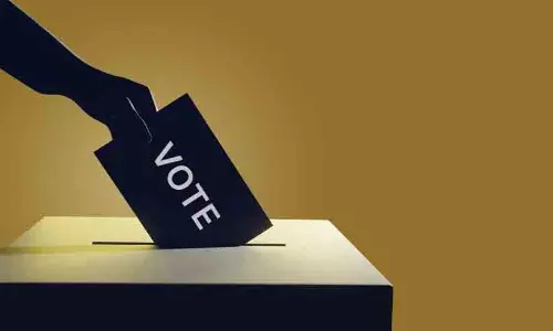 പെട്ടിയിലെ വോട്ടിൽ വ്യക്തത വന്നോ? പെട്ടിയിലെ വോട്ടിൽ വ്യക്തത വന്നോ?