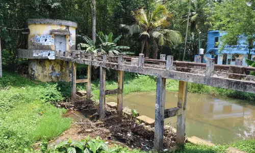 കാളിപ്പാറ കുടിവെള്ള പദ്ധതി ലക്ഷ്യംകണ്ടില്ല; കോവില്ലൂര്‍ കുടിവെള്ള പദ്ധതി പുനരാരംഭിക്കണമെന്ന ആവശ്യം ശക്തം