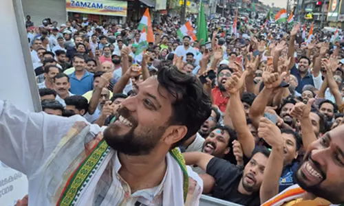 ‘ഷാഫിയെ കാണാനെത്തുന്നവരുടെ മതം നിങ്ങളെങ്ങനെ നോക്കി? വി.ഡി. സതീശന്റെ സദസ്സിലെ ഹൈന്ദവരുടെ കണക്ക് ആരെങ്കിലുമെടുത്തോ?’