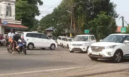 അധികൃതർ നൽകിയ ഉറപ്പ് ജലരേഖയാകുന്നു; ദേശീയപാത അത്താണി മേഖലയിൽ അപകടങ്ങൾ പതിവുകാഴ്ച