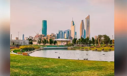 രാജ്യത്ത് മിതമായ കാലാവസ്ഥ; അടുത്ത ആഴ്ച ചൂട് കൂടും രാജ്യത്ത് മിതമായ കാലാവസ്ഥ; അടുത്ത ആഴ്ച ചൂട് കൂടും