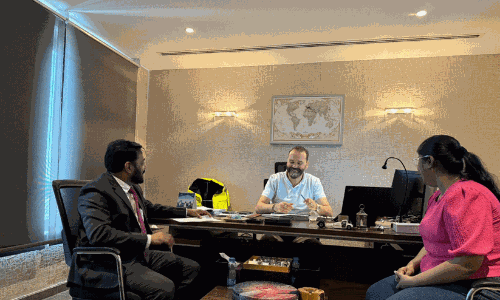 യാത്ര തടസ്സം നീങ്ങി; കുവൈത്തിൽ നിന്ന് ശ്വേത വിവാഹ പന്തലിലേക്ക്