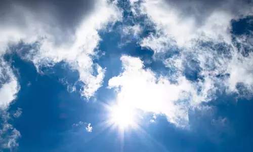 ചുട്ടുപൊള്ളി കേരളം; പാലക്കാട് 40 ഡിഗ്രി, സംസ്ഥാനത്ത് 18 വരെ മുന്നറിയിപ്പ്