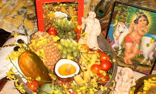 വാനകുതുകികൾക്ക് ആഹ്ലാദം; ഇത്തവണ മാനത്തും വിഷുക്കണി