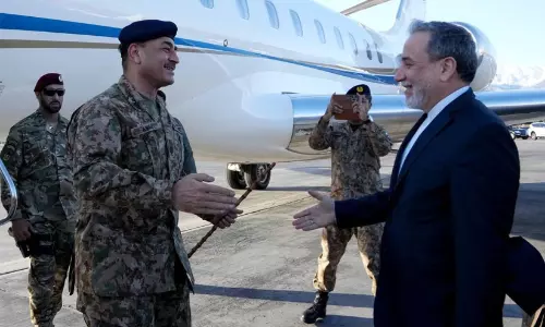 സമാധാന ചർച്ചക്ക് പാക് സൈനിക മേധാവി അസിം മുനീർ ഇറാനിൽ; വെടിനിർത്തൽ കരാർ രണ്ടാഴ്ചകൂടി തുടർന്നേക്കും സമാധാന ചർച്ചക്ക് പാക് സൈനിക മേധാവി അസിം മുനീർ ഇറാനിൽ; വെടിനിർത്തൽ കരാർ രണ്ടാഴ്ചകൂടി തുടർന്നേക്കും