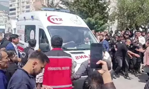 പിതാവിന്റെ തോക്കുമായി 14കാരൻ സ്കൂളിൽ, തുർക്കിയിൽ എട്ട് വിദ്യാർഥികളടക്കം ഒമ്പത് പേർ കൊല്ലപ്പെട്ടു