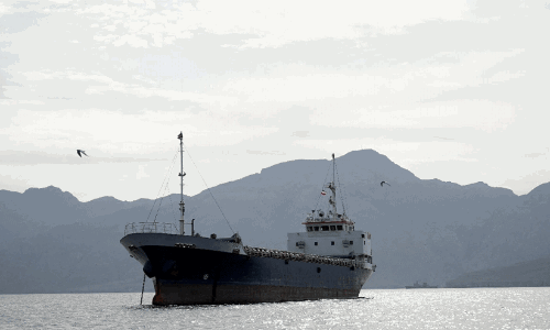 ഹുർമുസ് കടലിടുക്കിൽ യു.എസ് ഉപരോധം കടുക്കുന്നു: മൂന്ന് ദിവസത്തിനിടെ 10 ഇറാനിയൻ കപ്പലുകൾ തിരിച്ചയച്ചു