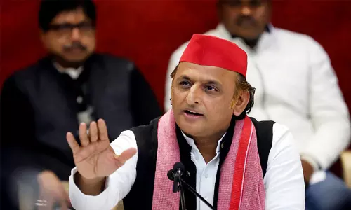 ‘വനിത സംവരണ ബില്ലിൽ എന്തിനിത്ര തിടുക്കം‍?’ വോട്ട് ബാങ്ക് ലക്ഷ്യമിട്ടുള്ള ബി.ജെ.പിയുടെ പുതിയ രാഷ്ട്രീയ തന്ത്രമെന്ന് അഖിലേഷ് യാദവ്