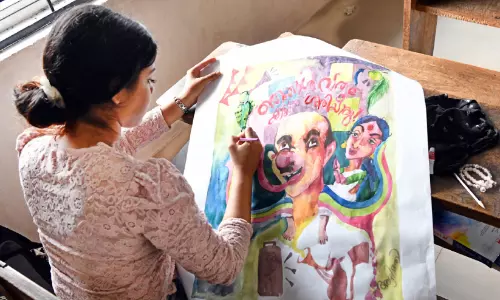 കലക്കൻ കലൈക്കോട്ട; കാ​ലി​ക്ക​റ്റ് സ​ർ​വ​ക​ലാ​ശാ​ല ഇ​ന്റ​ർ​സോ​ൺ ക​ലോ​ത്സ​വ​ത്തി​ന് ​കോ​ട്ട​ക്ക​ലി​ൽ തു​ട​ക്കം