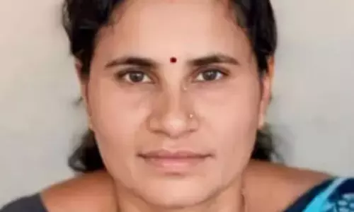 കാ​ൽ​ന​ട​ക്കാ​രി കാ​റി​ടി​ച്ച് മ​രി​ച്ചു