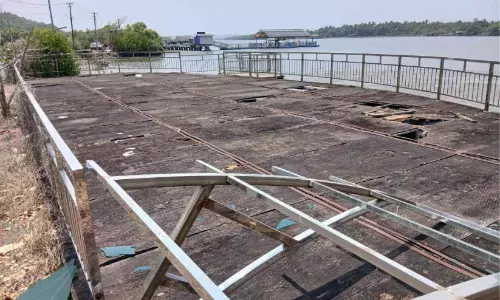 പുഴയോരത്തെ ടൂറിസം പദ്ധതികൾ നാശമടയുന്നു; പാഴാവുന്നത് ടൂറിസം ലക്ഷ്യമിട്ട കോടികൾ