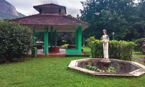 കാഞ്ഞിരപ്പുഴ ഉദ്യാന നടത്തിപ്പ് വീണ്ടും സർക്കാറിന്