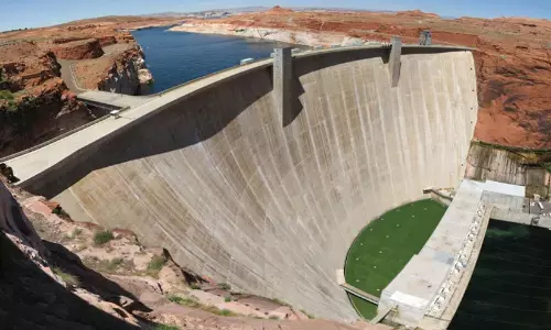 വേനൽ രൂക്ഷം; ഡാമുകളിൽ ജലനിരപ്പ് താഴുന്നു