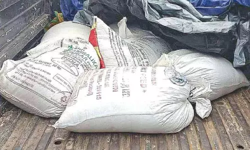 വീണ്ടും റേഷൻ അരി കടത്ത്; രണ്ടുപേർ അറസ്റ്റിൽ, മൂന്ന് ടൺ അരി പിടിച്ചു