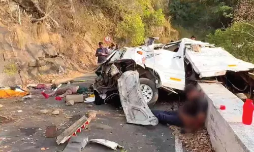 അവിശ്വസനീയം ഈ രക്ഷപ്പെടൽ; ഒപ്പമുണ്ടായിരുന്നവർ കൂട്ടത്തോടെ മരണത്തിന് കീഴടങ്ങിയപ്പോൾ കാര്യമായ പരിക്കില്ലാതെ മസീന