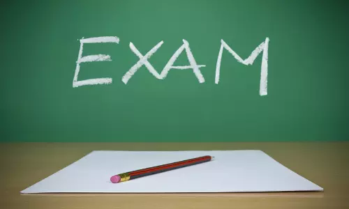 എൻജി. പ്രവേശന പരീക്ഷക്ക്​ തുടക്കം; ഫാർമസി പരീക്ഷ ഇന്നുമുതൽ