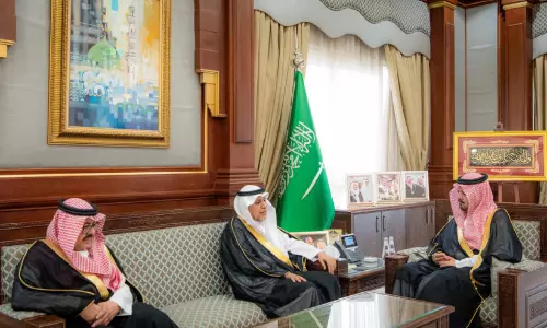 യാംബു റോയൽ കമീഷെൻറ വികസന നേട്ടങ്ങളെ പ്രശംസിച്ച് മദീന ഗവർണർ