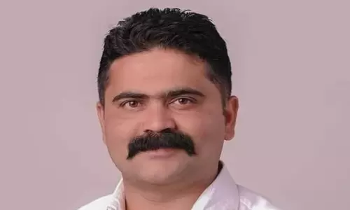 ലൈംഗിക പീഡനകേസ്: പ്രശോഭ്.സി.വത്സന് മുൻകൂർ ജാമ്യമില്ല